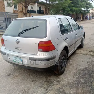 Volkswagen Golf 2004 Silver