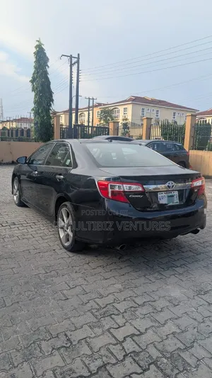 Toyota Camry 2014 Blue