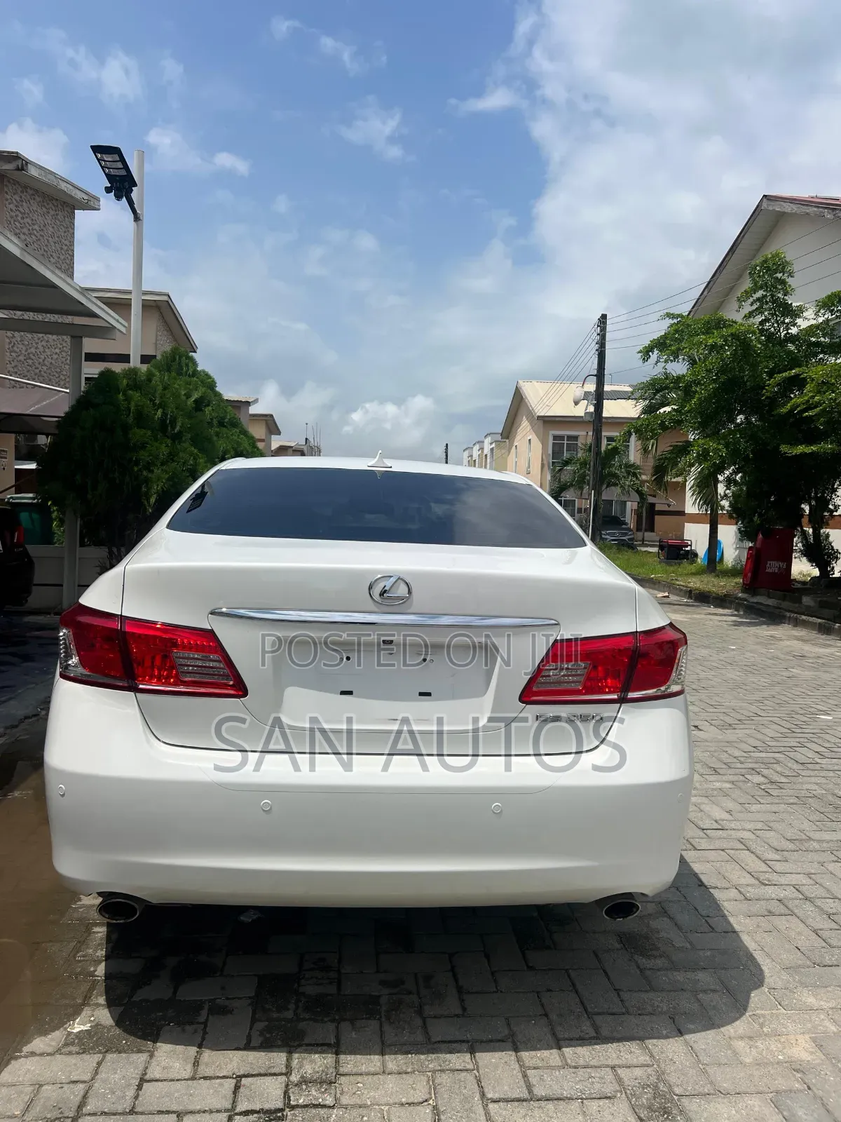 Lexus ES 350 2011 White