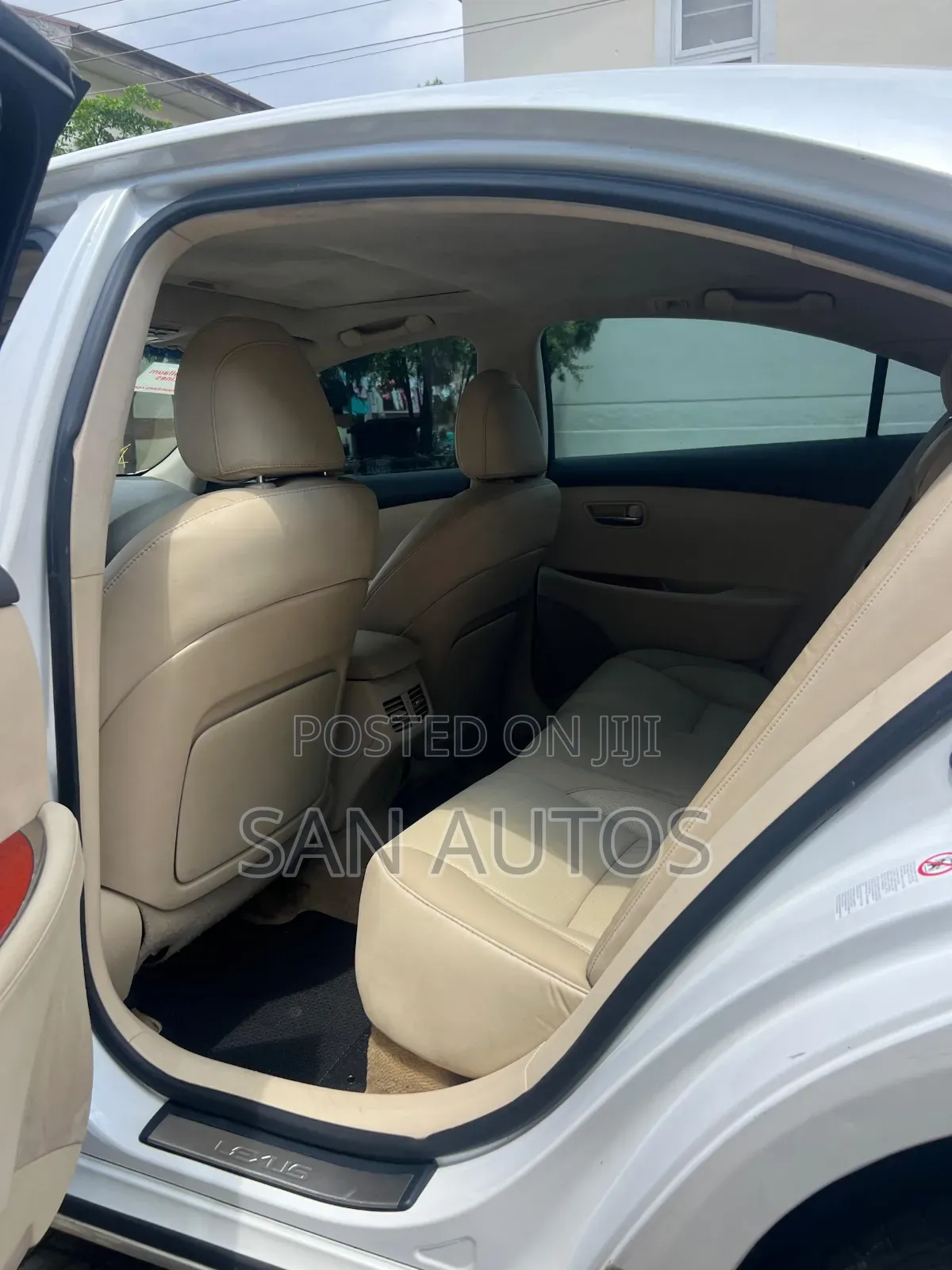 Lexus ES 350 2011 White