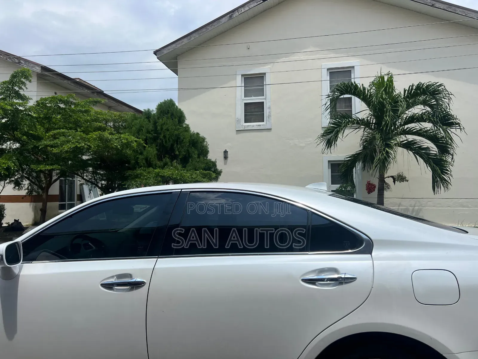 Lexus ES 350 2011 White