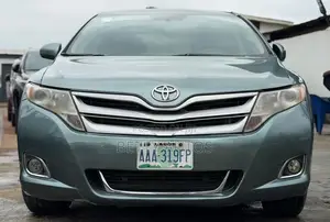 Toyota Venza 2010 Green