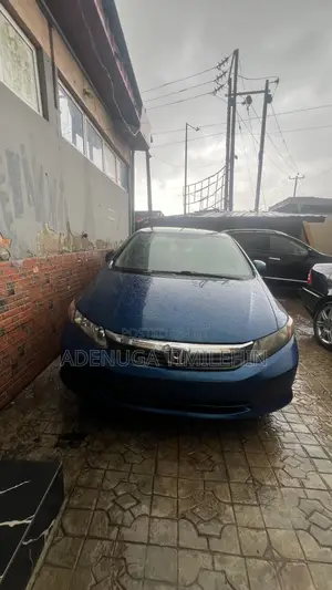 Honda Civic 1.8 5 Door Automatic 2012 Blue