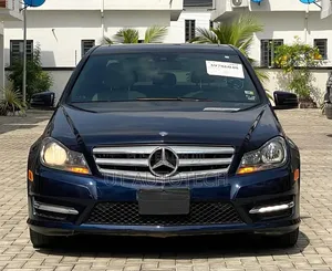 Mercedes-Benz C300 Luxury 4Matic Sedan AWD (3.5L 6cyl 7A) 2013 Blue