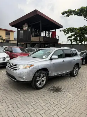 Toyota Highlander 2013 Silver