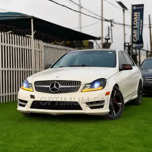 Mercedes-Benz C300 2010 White