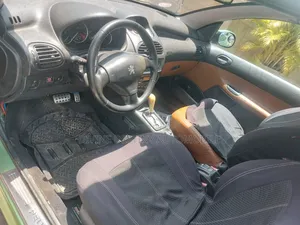 Peugeot 206 2006 Green