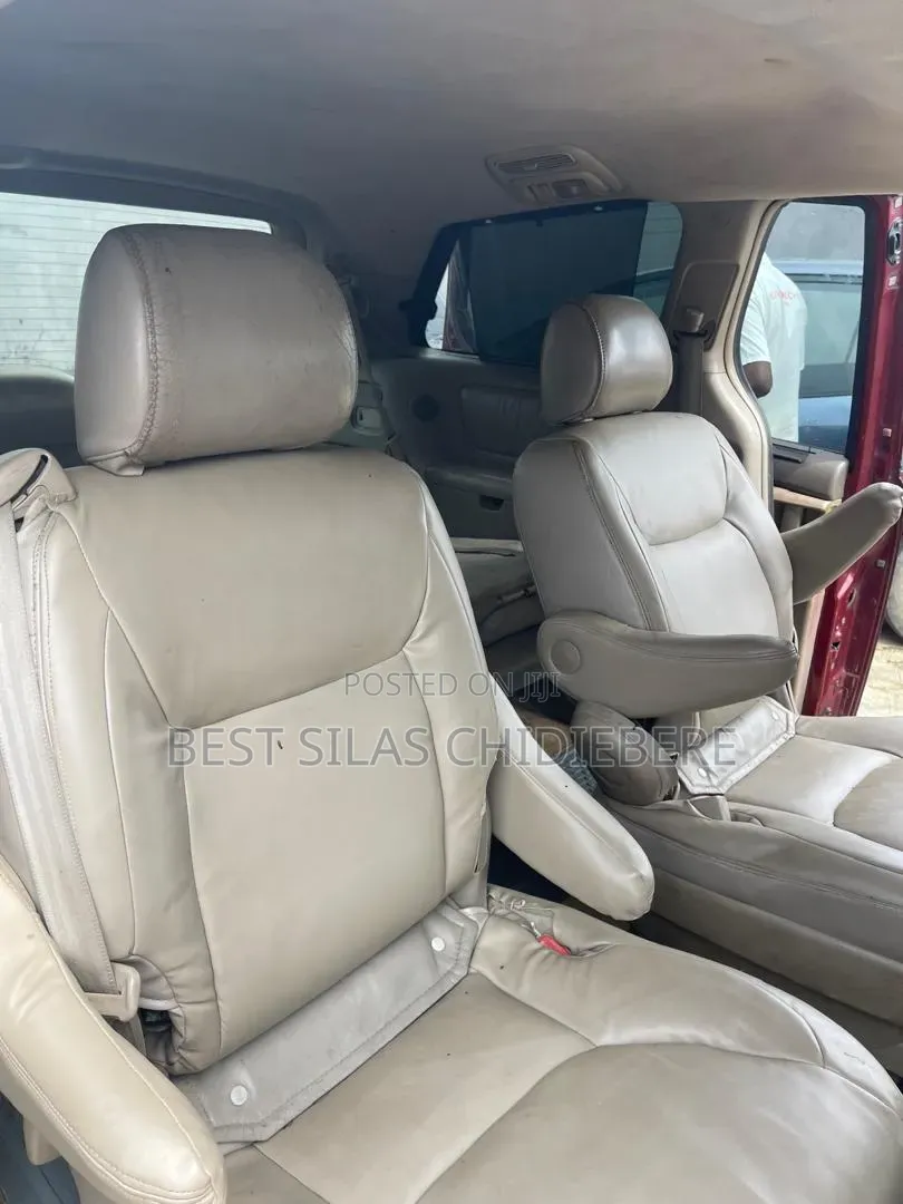 Toyota Sienna 2007 Red