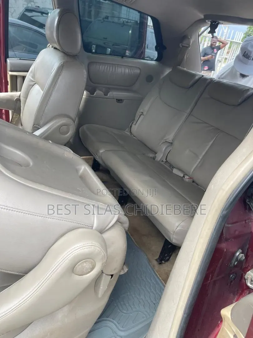 Toyota Sienna 2007 Red