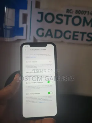 Apple iPhone 11 64 GB Black