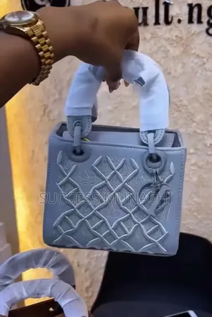 Very Beautiful and Affordable and Quality in Different Colors
