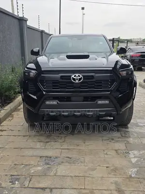 Toyota Tacoma 2025 Black