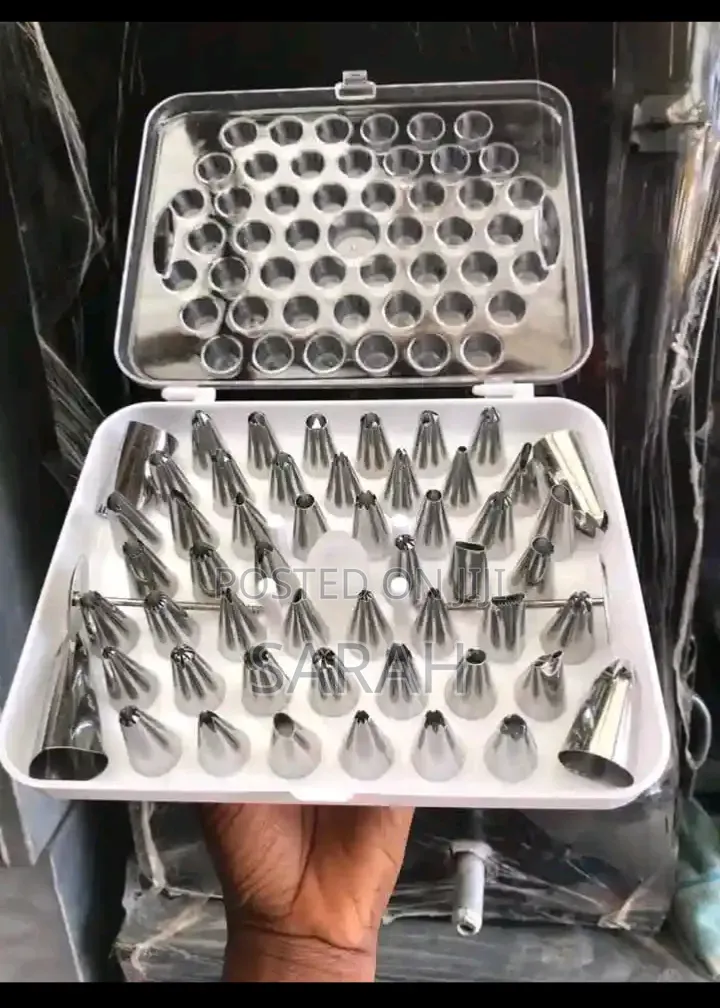 Cake Nozzles