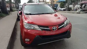 Toyota RAV4 XLE 4dr SUV (2.5L 4cyl 6A) 2015 Red