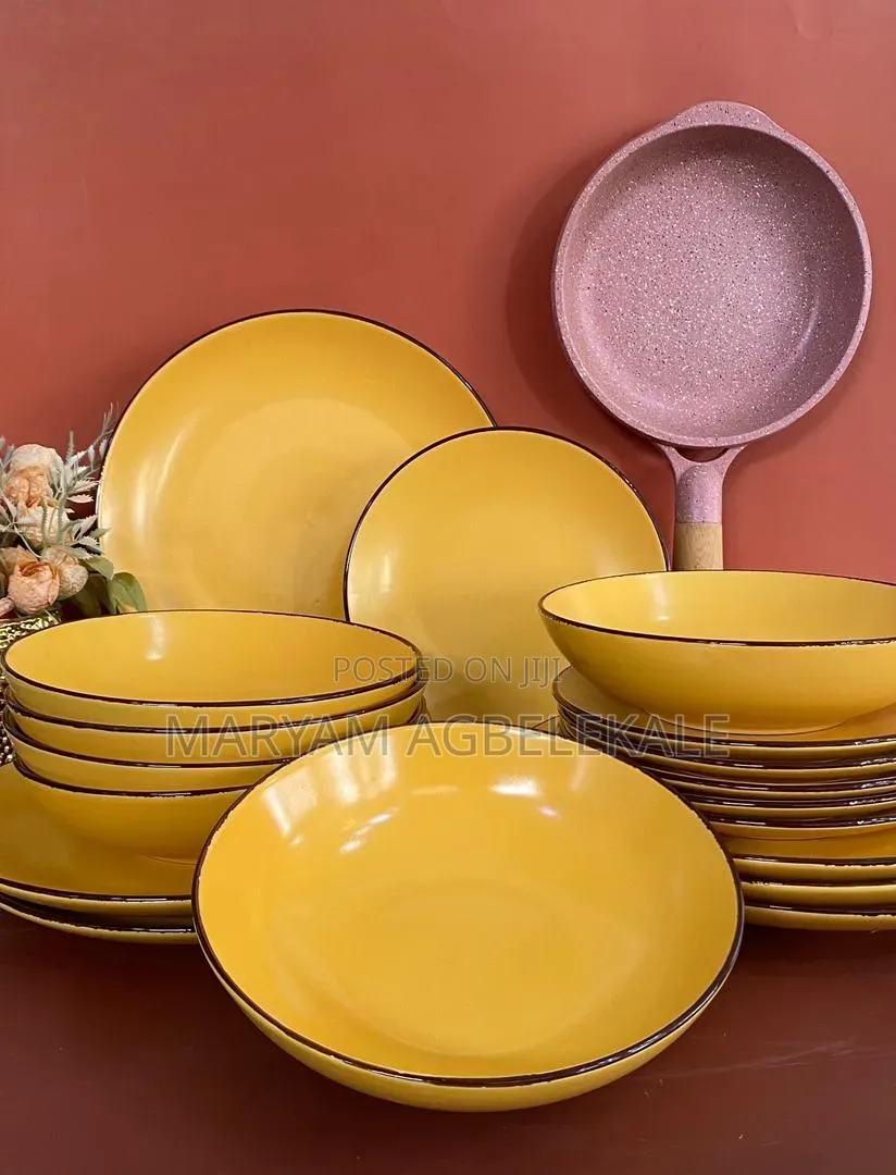18pcs Yellow Dinner Set