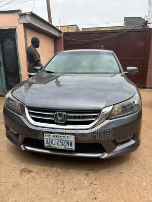 Honda Accord Sport 4dr Sedan FWD (2.4L 4cyl 2A) 2013 Gray