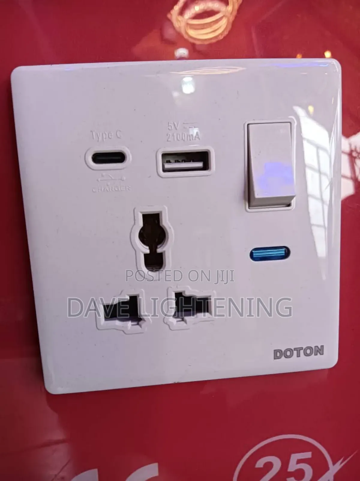 13amps Single With Usb and Type-C