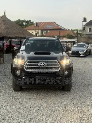 Toyota Tacoma 4dr Double Cab 2016 Black