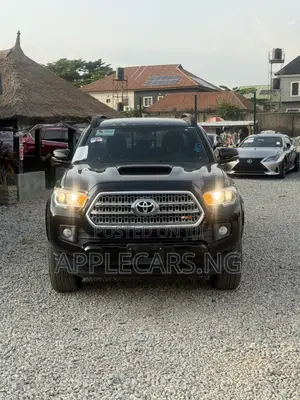 Toyota Tacoma 4dr Double Cab 2016 Black