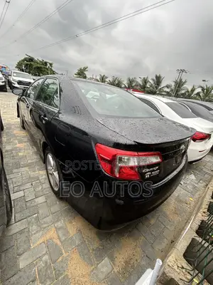 Toyota Camry SE 4dr Sedan (2.5L 4cyl 6A) 2014 Black