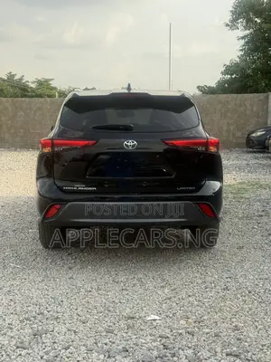 Toyota Highlander Limited 2021 Gray