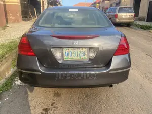 Honda Accord 2.4 2007 Gray