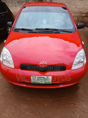 Toyota Yaris 2005 Red