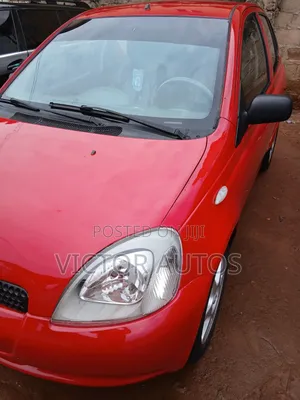 Toyota Yaris 2005 Red