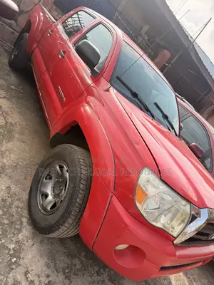 Toyota Tacoma 2007 Red
