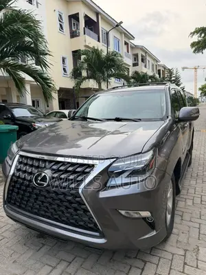 Lexus GX 2012 Gold