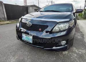 Toyota Corolla 2010 Black