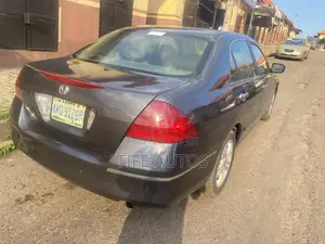 Honda Accord 2.4 2007 Gray