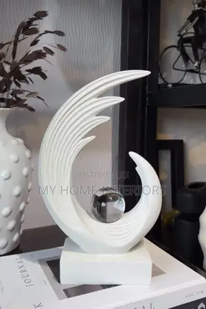 Beautiful Curved Decor Piece New Arrival