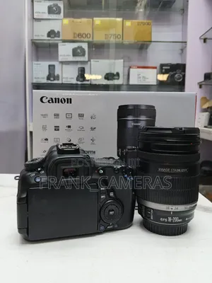Canon 60d With 18-200mm