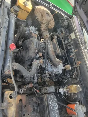 Toyota Hilux 1998 Blue