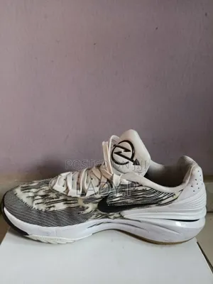 Nike Athletic Sneakers – Size 40