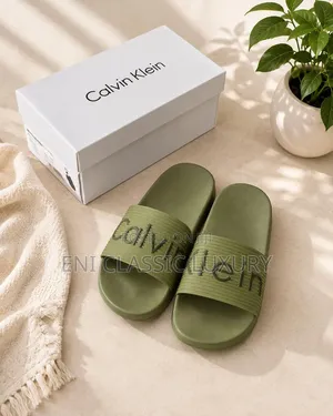 Top Quality Luxury Slides Calvin Klein Best Quality Well Banded