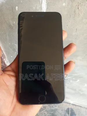 Apple iPhone 7 Plus 32 GB Black