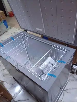 Large Capacity Midea Freezer for Home Use