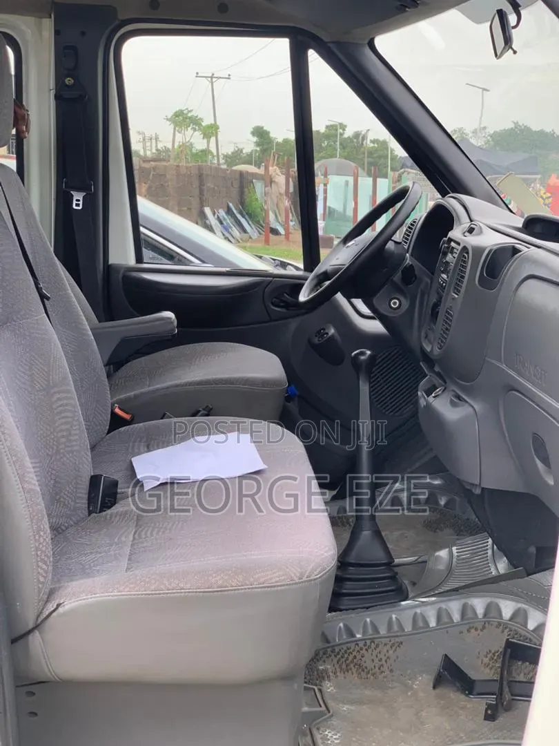 Ford Transit 2005 White