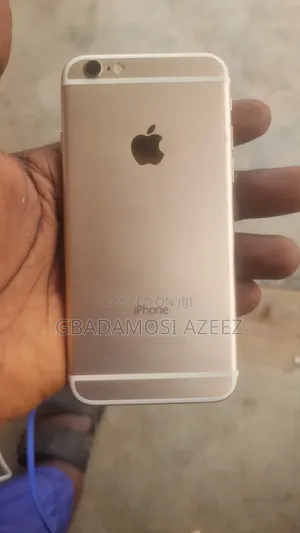 Apple iPhone 6s 64 GB Gold