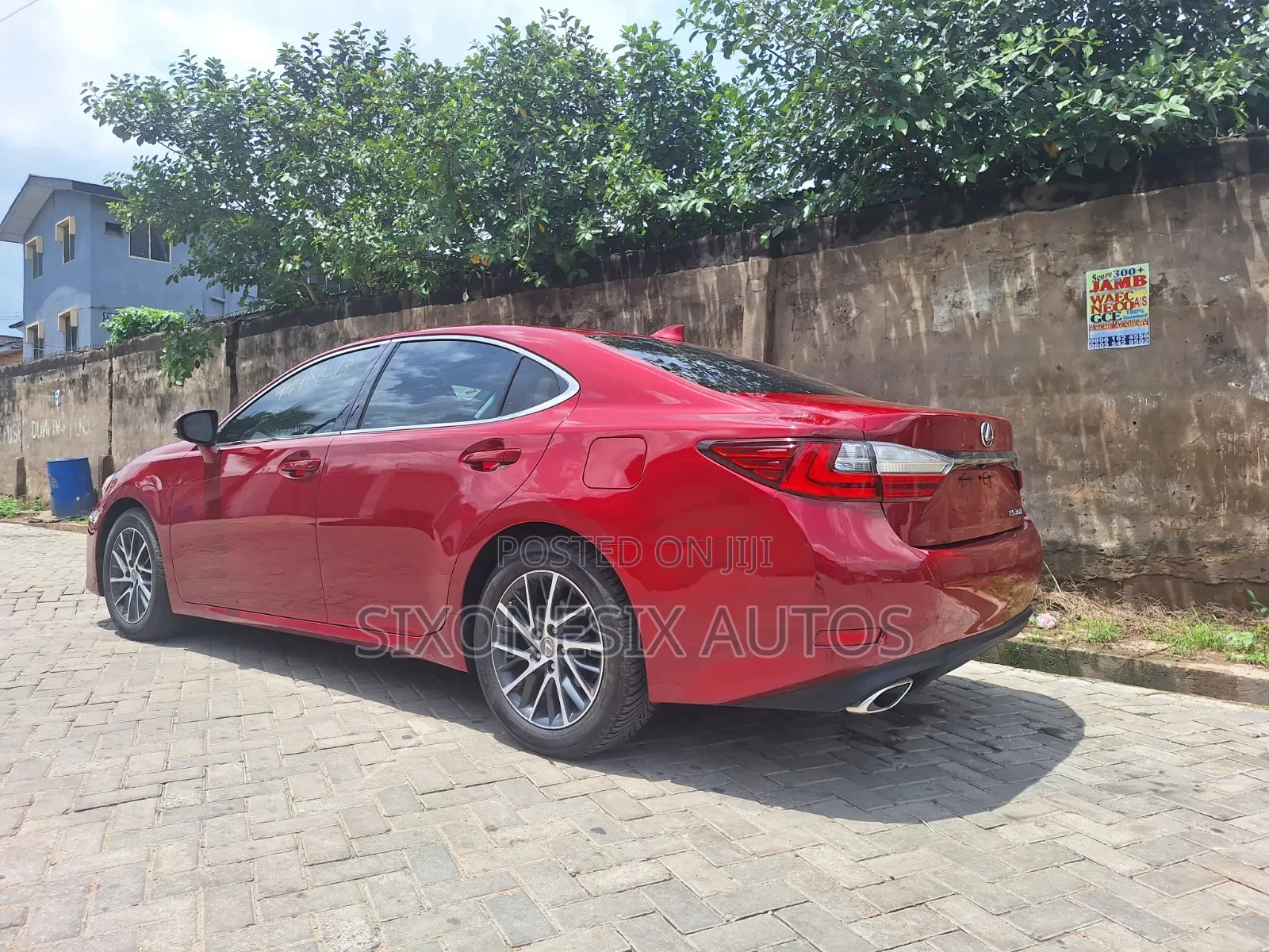 Lexus ES 2016 Red