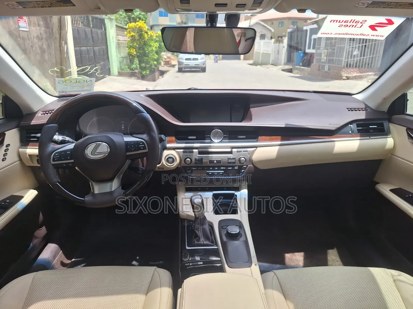 Lexus ES 2016 Red