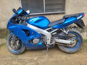 Kawasaki Bike 2016 Blue