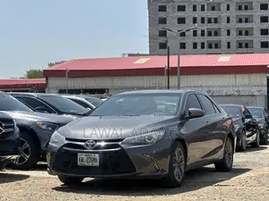 Toyota Camry SE 4dr Sedan (2.5L 4cyl 6A) 2016 Black