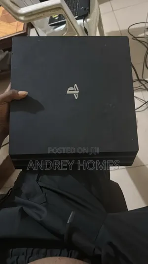 Play Station 4