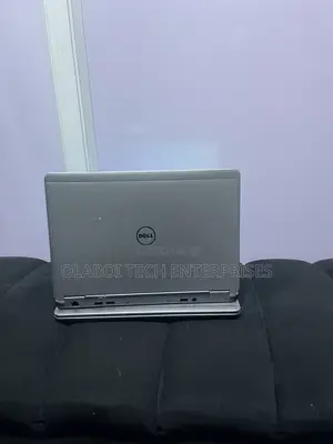 Laptop Dell Latitude E7240 8GB Intel Core i5 SSD 128GB