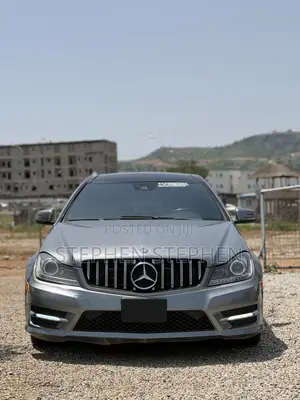 Mercedes-Benz C350 2013 Gray