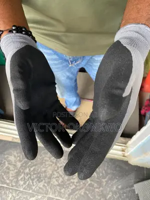 Maxiflex Glove (Non Dotted)