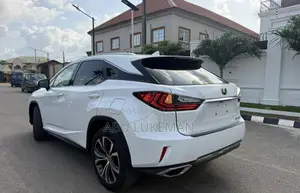 Lexus RX 350 FWD 2017 White